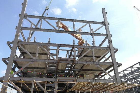 Buildings Civandin | Danasîna Pêşkeftî ya Mature û Teknolojiya Nû ya Teknolojiya Nû-Steel Navîn Truss System Struks