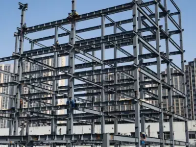 Struktura Steel-ê dostane dostane ye?